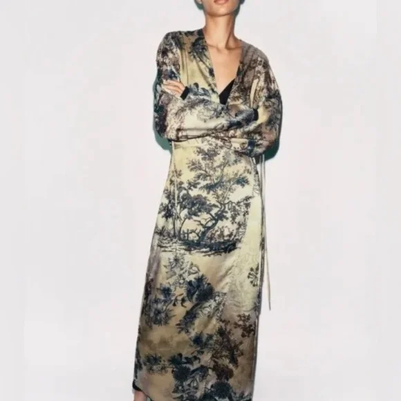 ZARA PRINTED WRAP ROBE - Picture 2 of 8